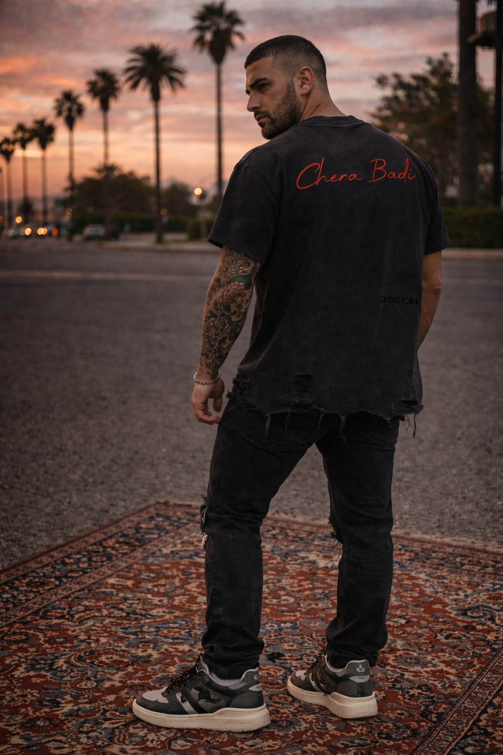 Chera Badi - Raw-Hem T-shirt